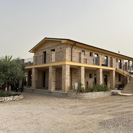 Ll Crinale Village Colli del Tronto ภายนอก รูปภาพ